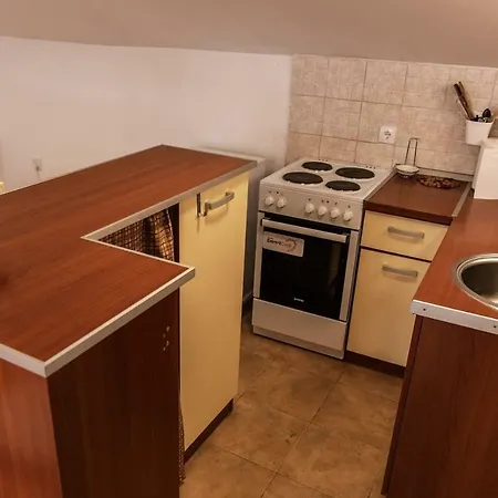 Piccolo Belgrade,crveni Krst * Белград